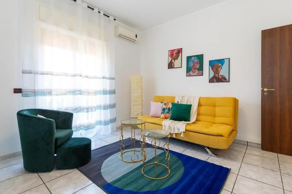 Medea Home Catania 0*,  Italy